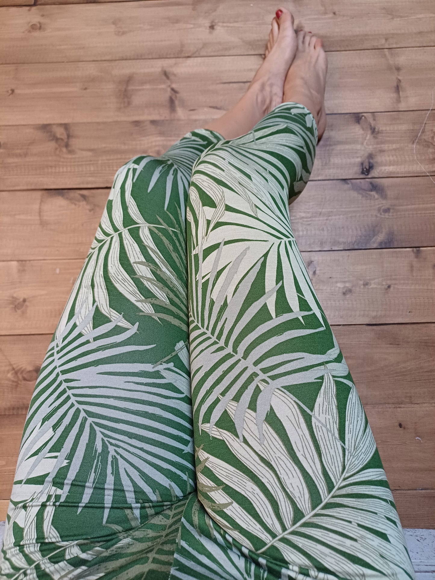 Summer Leggings- green leaves